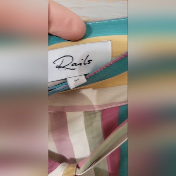 RAILS Gigi Farrah Stripe Belted 100%  Silk Shorts Size M - Picture 6 of 15